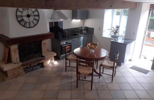 Azerables House | DANS LA MAISON D'A COTE