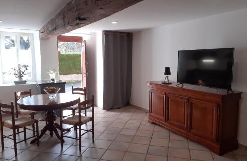 Azerables House | DANS LA MAISON D'A COTE