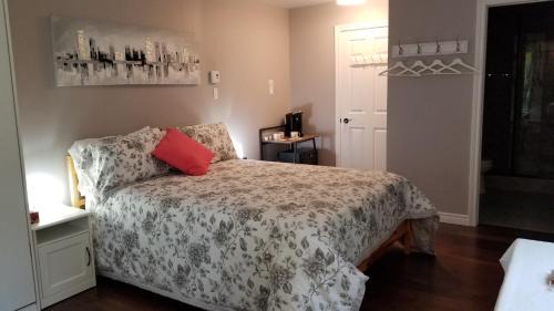 Magog Bed & Breakfast | Dans Les Bras de Memphré