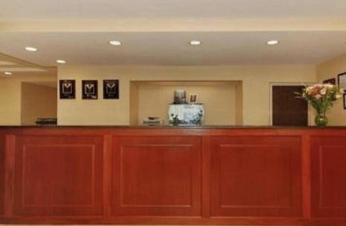 Danville Hotel | Danville Suite