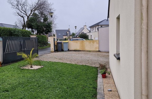 Lannion Bed & Breakfast | Dany proposes a flat-sharing with room and close to everything