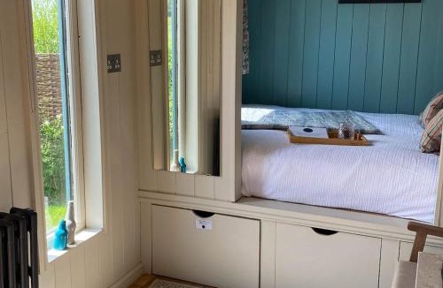 Wedmore Ski Chalet | Daphne