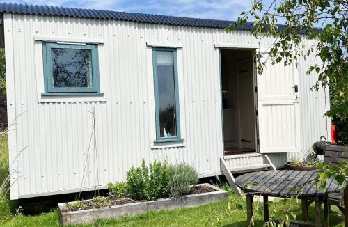 Wedmore Ski Chalet | Daphne