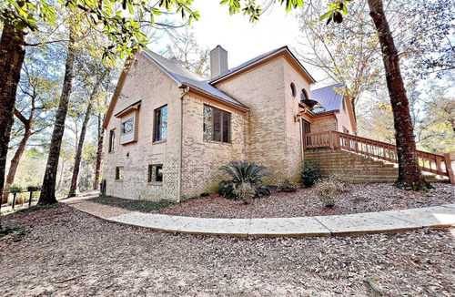 Daphne House | Daphne River Villa