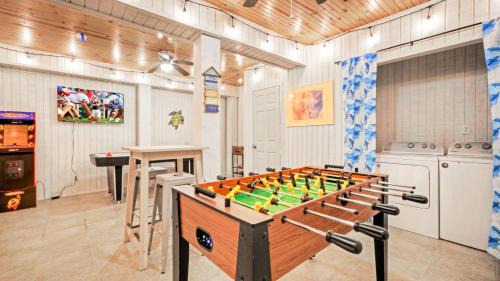 Leeward Sands House | Dapper Dolphin by AvantStay Pool Game Room