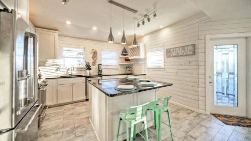 Leeward Sands House | Dapper Dolphin by AvantStay Pool Game Room