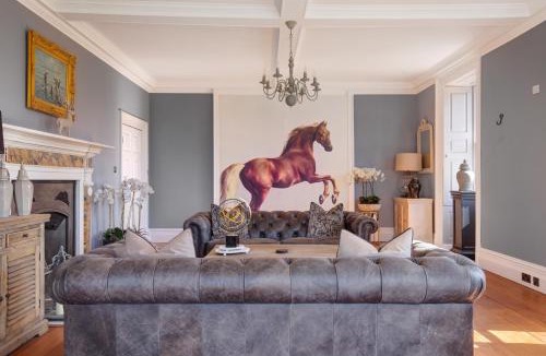 Saint Osyth Villa | Darcy West