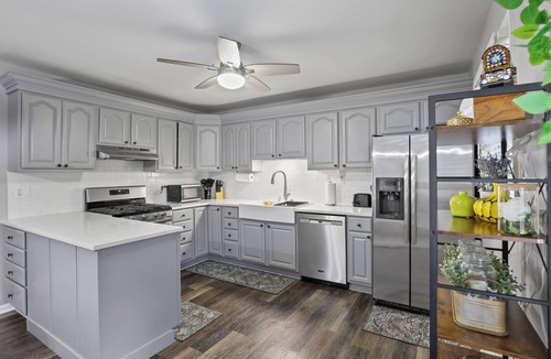 Darien House | Darien Delight - Single Level Ranch