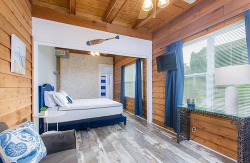 Darien Hotel | Darien Dockside Inn