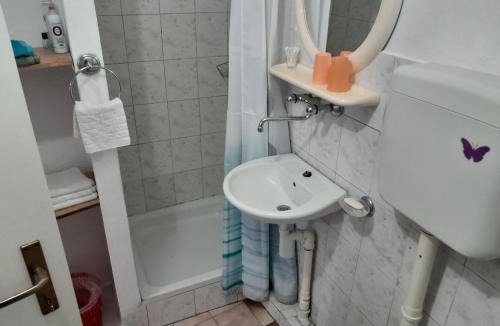 Skradin Apartment | Darinka