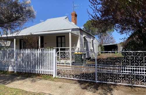 Coonabarabran House | Dark Skies Cottage