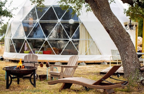 San Marcos Cabin | Darksky Stargazing Dome on 11 Acre Wildlife Preserve | Cozy Glamping Retreat with Bathroom & Shower