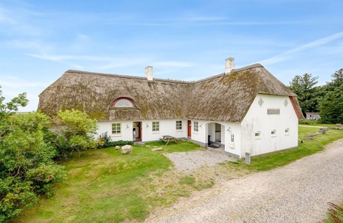 Vemb House | "Darleen" - 850m to the fjord by Interhome