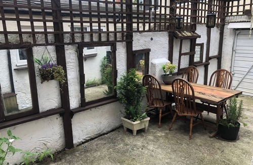 Darlington House | Darlington Delight - Spacious 3 Bedroom House