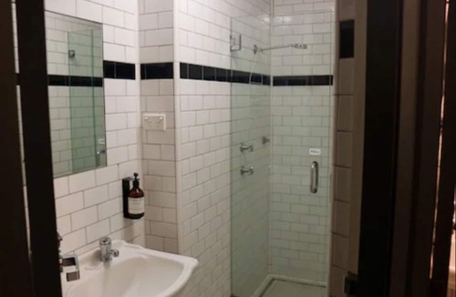 Darlinghurst Hotel | Darlo Bar Darlinghurst