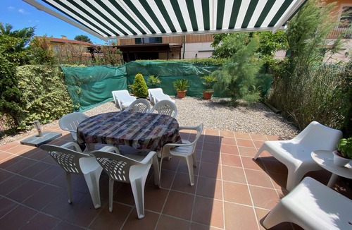 Mas Pinell House | Daró 3D 37 - A/C, pool and 150m from the beach