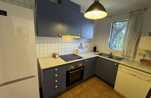 Mas Pinell Ski Chalet | Daró 3D 48 - close to the beach, A/C, WiFi and parking