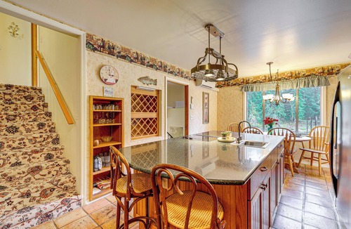 Darrington House | Darrington Home on River w/Mountain Views