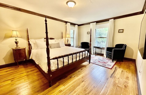 Rochester Hotel | Dartmouth House