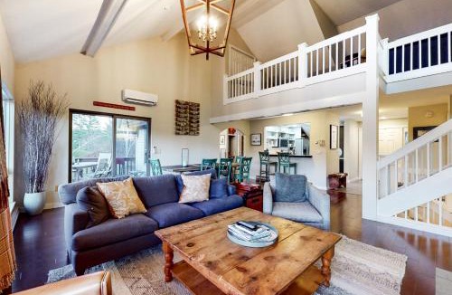 West Hartford House | Dartmouth Place Retreat