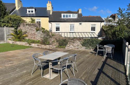 Dartmouth Apartment | Dartside 3