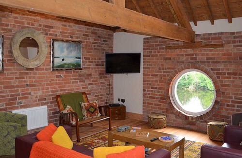 Market Drayton House | Darwin Barn at Studfarm Barns