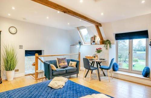 Fenny Compton House | Dassett View