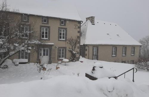 Saint-Anastaise House | DATCHA ANASTASIA