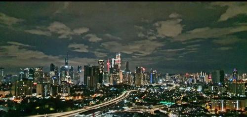 Taman Keramat Apartment | Datum Jelatek SKY Ring VIP Nice View