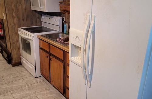 Tiptonville Cabin | Dave shallow lake lodge at reelfoot lake 2n story cabin 14 lakefront propertyn