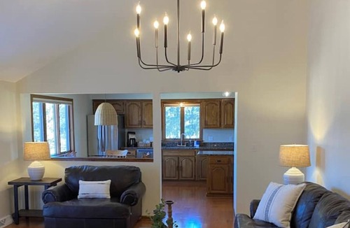 Wales Center House | Dave & Susie's Place
