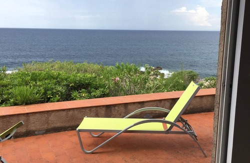 Marine de Davia House | Davia Marine Waterfront Villa