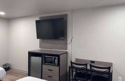 Lawrenceburg Hotel | David Crockett Motel