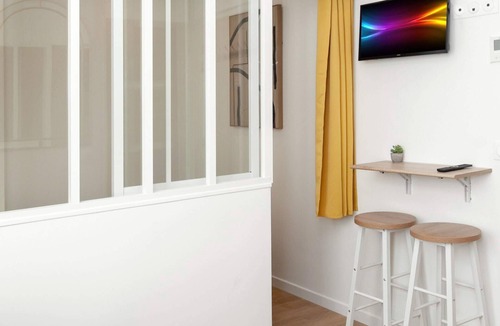 Amerique Apartment | David D Angers 28 - One Bedroom Apartment, Sleeps 3