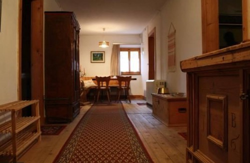 Guarda Apartment | Davo Tuoi by Interhome