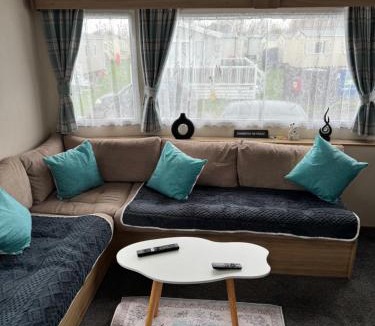 Selsey Other | Dawbers Retreat