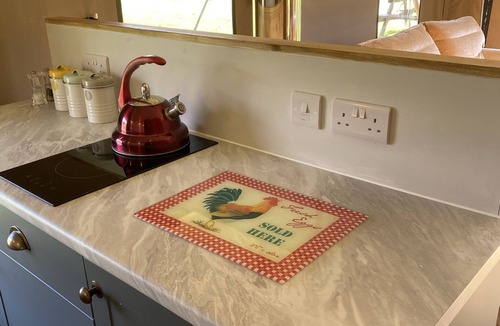 Beccles Cabin | Dawn Chorus Holidays