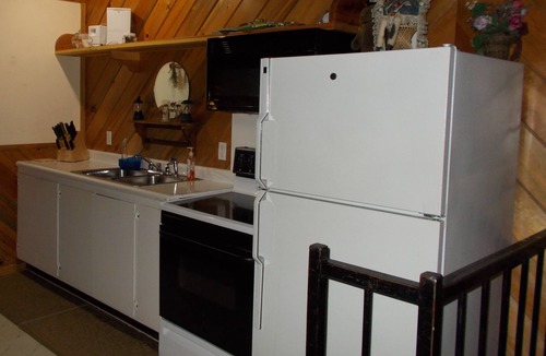 Chemult Hotel | Dawson House Lodge