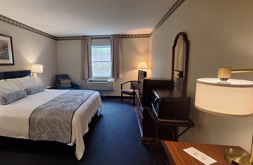 Elton Hotel | Dawson Inn