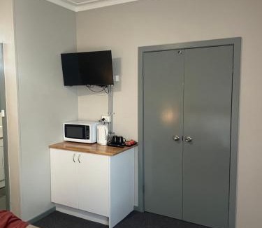 Lismore Hotel | Dawson Motel