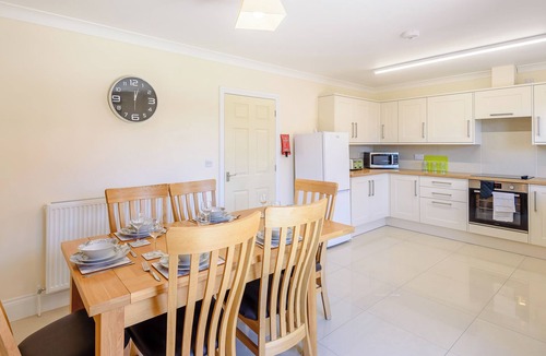Mablethorpe and Sutton Cottage | Dawson Park 6 - UK12665