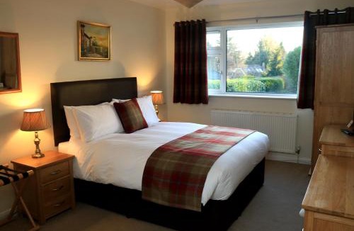 Church Crookham House | Dawyk Beech Guesthouse