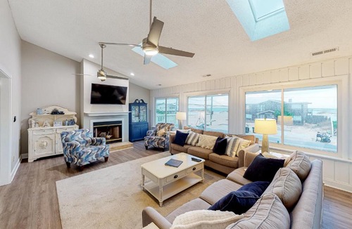 Sandbridge House | Day Dream