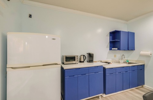 Sugarland Run Apartment | Day Trip to DC - Sterling Studio w/Pool Access