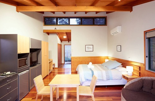 King Scrub Cottage | Dayboro Cottages