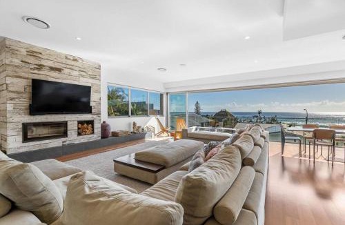 Currumbin House | Daybreak at Currumbin