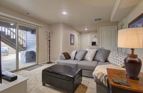 Ridgefield Apartment | Daylight Basement Apt Next to Green Belt!