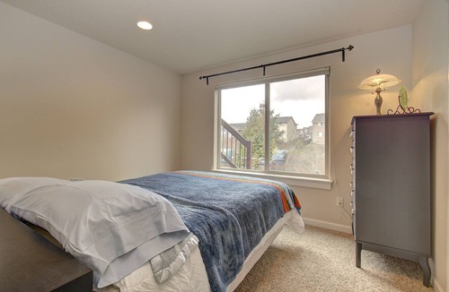 Ridgefield Apartment | Daylight Basement Apt Next to Green Belt!