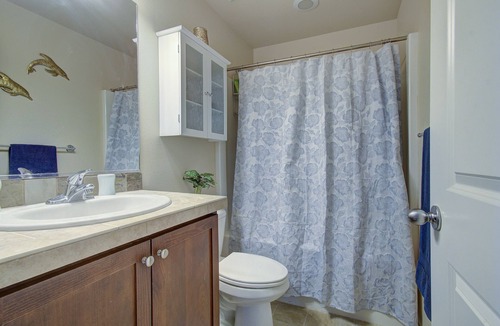 Ridgefield Apartment | Daylight Basement Apt Next to Green Belt!