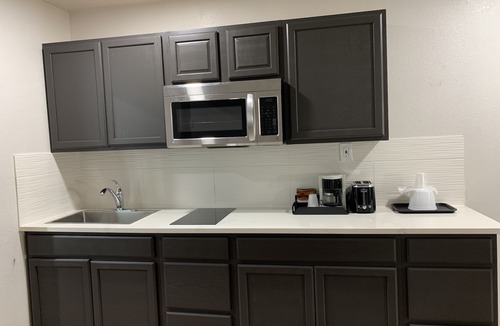 Sulphur Springs Hotel | Days Inn by Wyndham Sulphur Springs